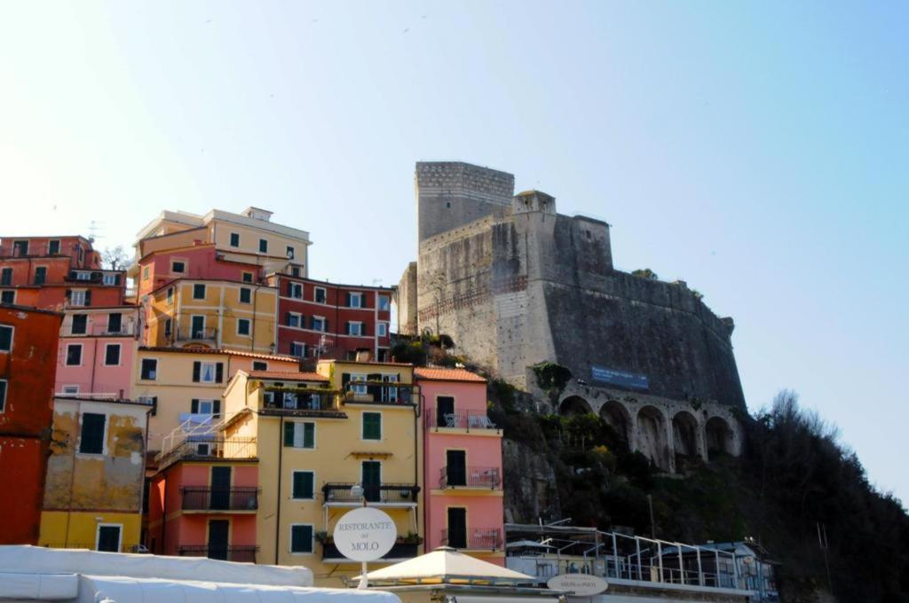 La Finestra Del Pesco Apartment Lerici Bagian luar foto